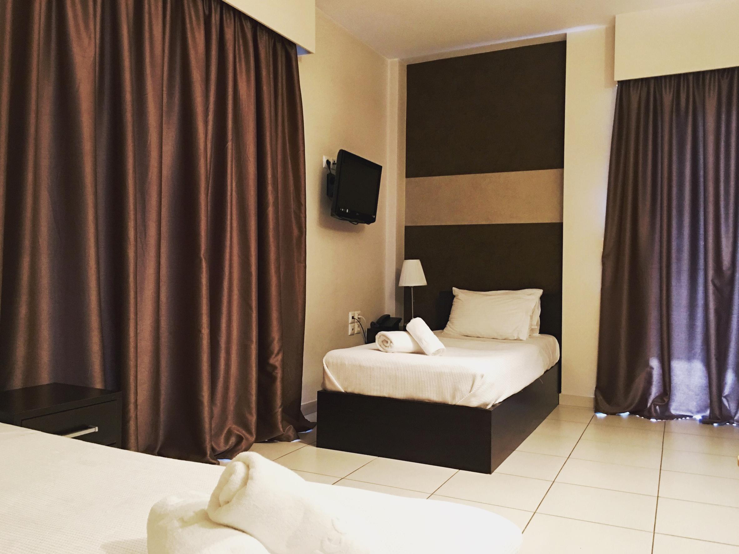 อพาร์ตโฮเต็ล แมค ควีน Aparthotel เอเธนส์ ภายนอก รูปภาพ