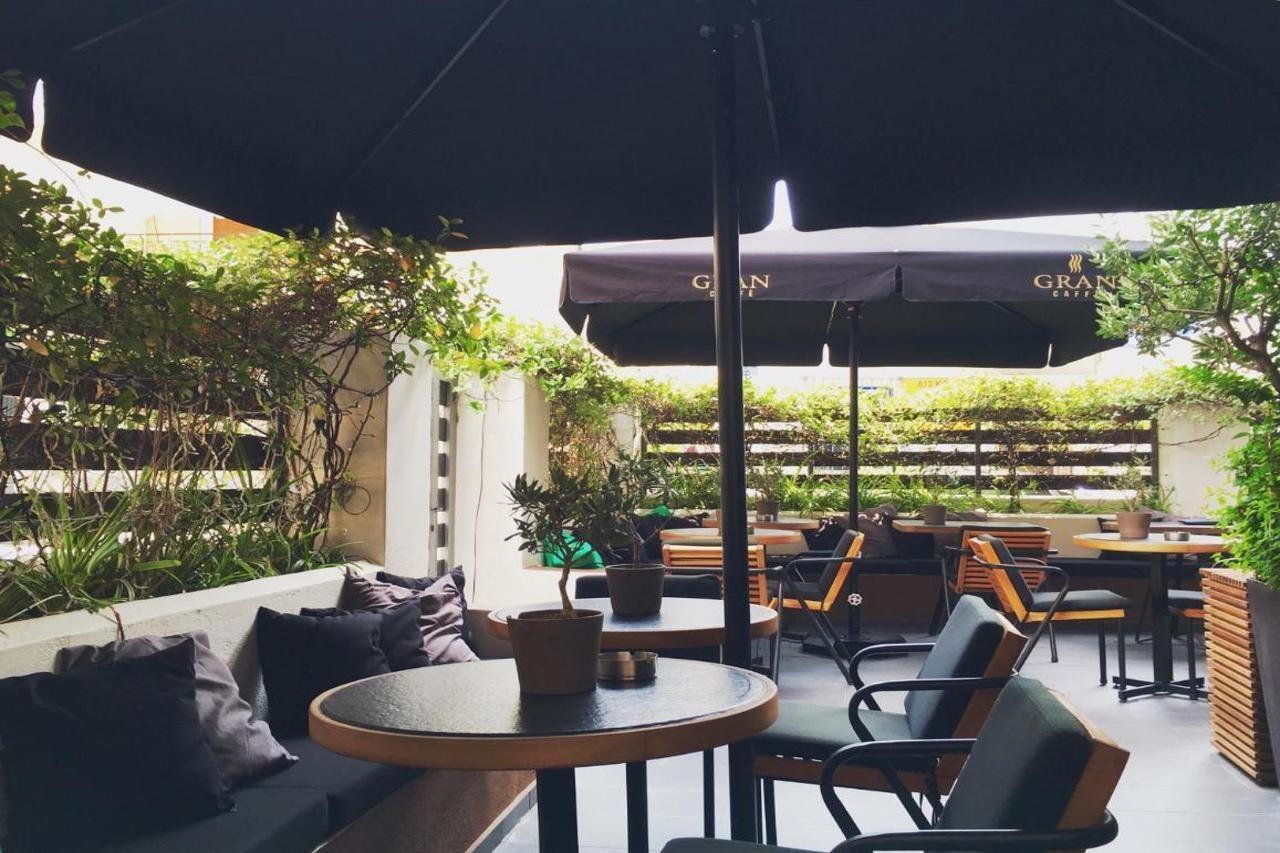 อพาร์ตโฮเต็ล แมค ควีน Aparthotel เอเธนส์ ภายนอก รูปภาพ