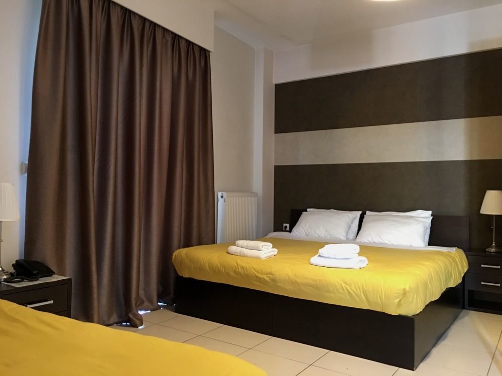 อพาร์ตโฮเต็ล แมค ควีน Aparthotel เอเธนส์ ภายนอก รูปภาพ